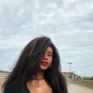 Meet your Posher, Bre